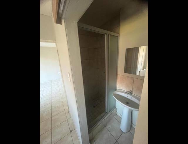 2 BEDROOM HOUSE FOR SALE IN WITFIELD